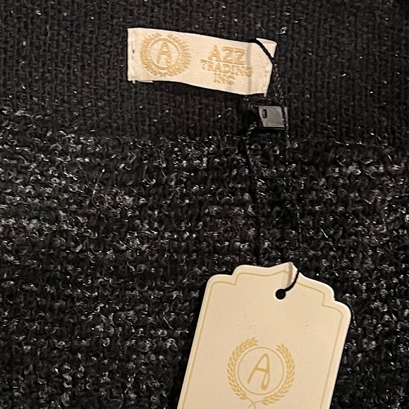 NWT One-Size-Fits-Most High Neck Faux Fur Trim Tweed Poncho - Picture 4 of 4